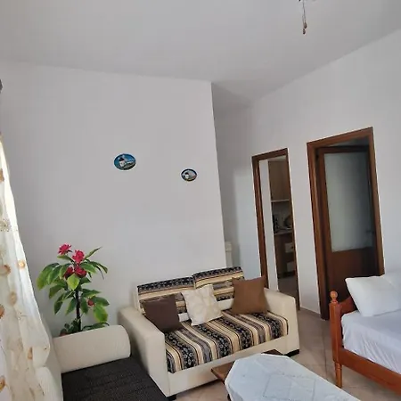 Vista Apartment *